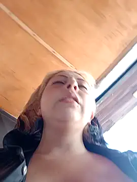 madelaine- online show from December 6, 4:49 pm