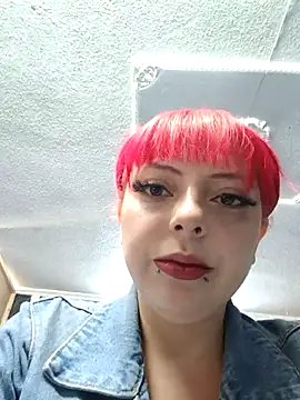 madelaine- online show from February 23, 6:01 pm