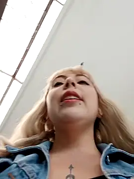 madelaine- online show from March 4, 6:18 pm