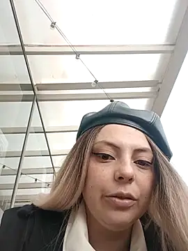 madelaine- online show from October 11, 5:22 pm