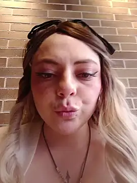 madelaine- online show from October 29, 6:53 pm