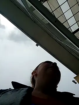 madelaine- online show from October 31, 4:08 pm