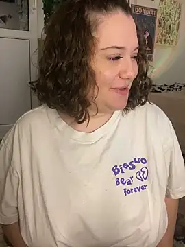 Snapshot of DaisyBooom chatting on December 22, 6:59 pm DaisyBooom online show from December 22, 6:59 pm