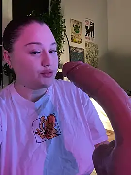 Snapshot of DaisyBooom chatting on January 9, 6:57 pm DaisyBooom online show from January 9, 6:57 pm