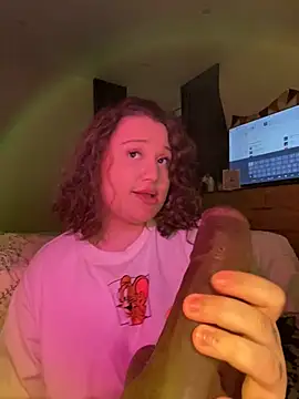 Snapshot of DaisyBooom chatting on March 13, 6:56 pm DaisyBooom online show from March 13, 6:56 pm