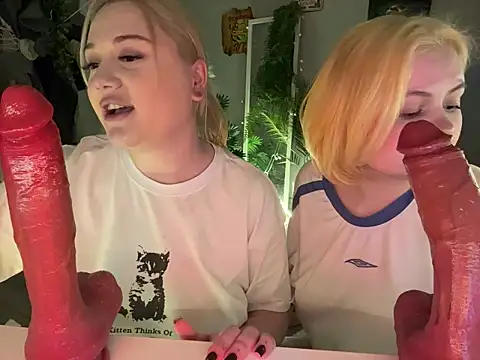 DaisyBooom online show from February 19, 8:16 pm