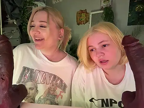 DaisyBooom online show from February 20, 8:20 pm