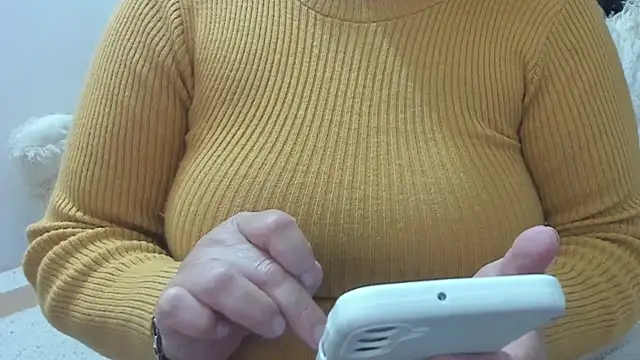 Evaaross 2345 online show from April 23, 7:27 pm