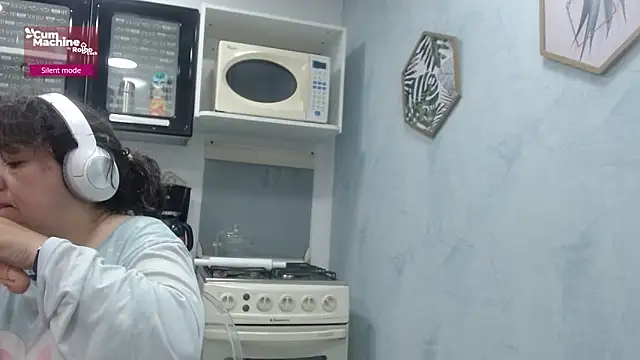 Drool Sucker online show from April 24, 12:51 pm