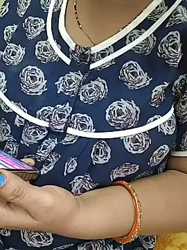 Snapshot of PayalSharmahot143 chatting on June 12, 12:37 pm PayalSharmahot143 online show from June 12, 12:37 pm