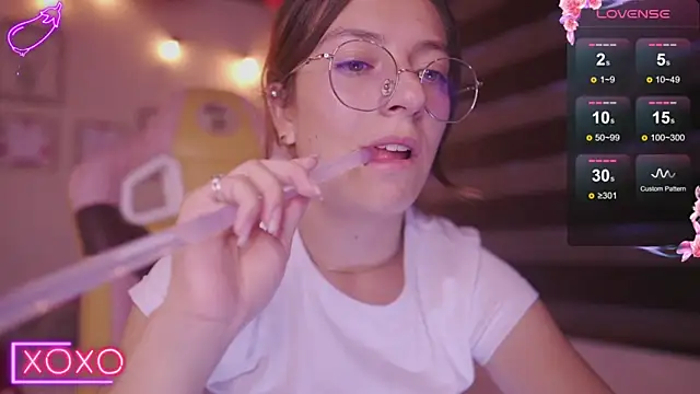 milly kenner online show from February 26, 10:09 pm