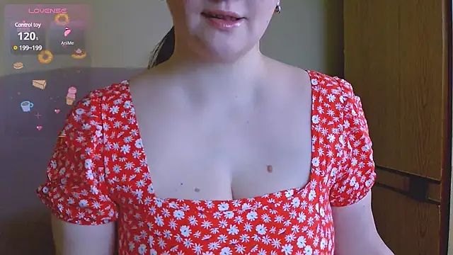 ChubbyMaia online show from March 13, 12:13 pm