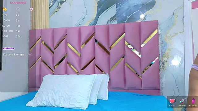 littleebonymommy online show from September 20, 2:56 am