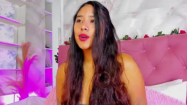 Snapshot of AnnaQueen_ chatting on October 23, 4:17 pm AnnaQueen  online show from October 23, 4:17 pm