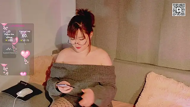 Snapshot of Amoki_Uki chatting on January 17, 9:29 pm Amoki Uki online show from January 17, 9:29 pm