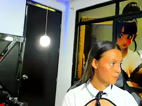 Snapshot of ValentinaAndTerry chatting on December 20, 7:39 pm ValentinaAndTerry online show from December 20, 7:39 pm