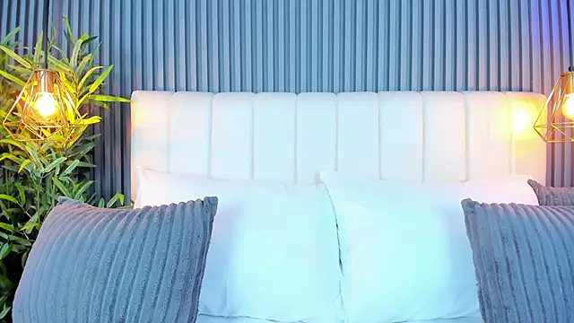 LinaGlam online show from September 29, 10:36 pm