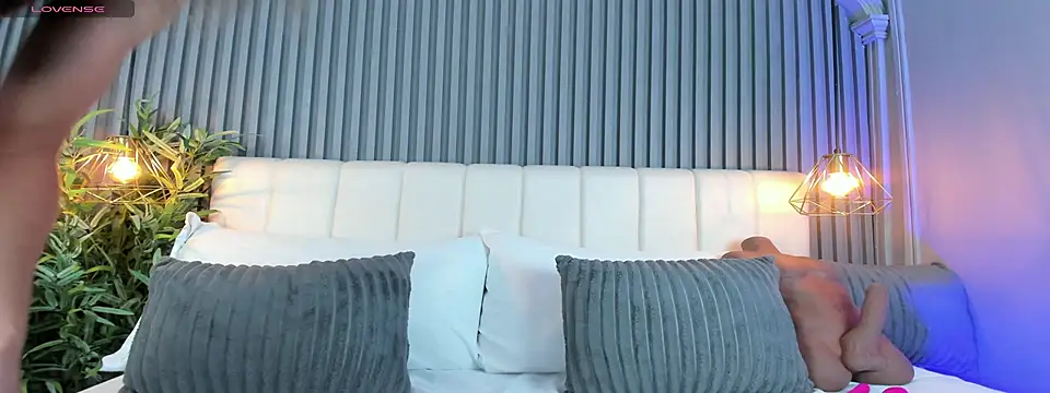 LinaGlam online show from November 26, 5:14 pm