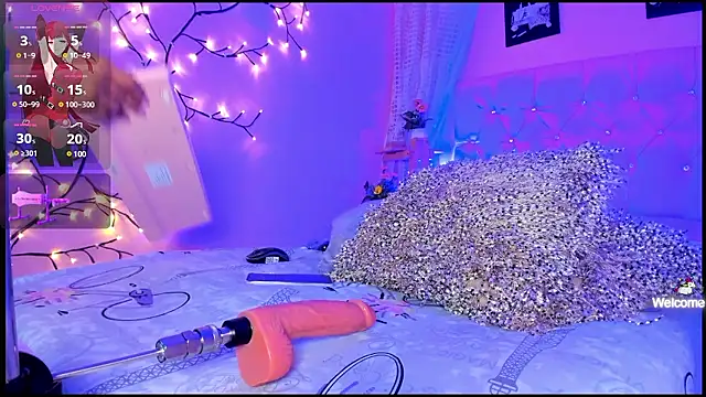 Dulce Girl  online show from December 5, 12:52 am