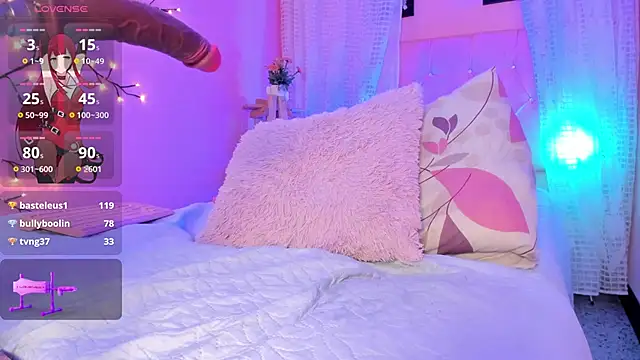 Dulce Girl  online show from February 13, 4:22 am