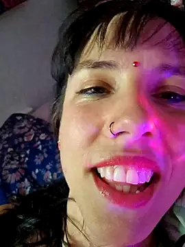 Lyrass online show from April 22, 6:09 pm