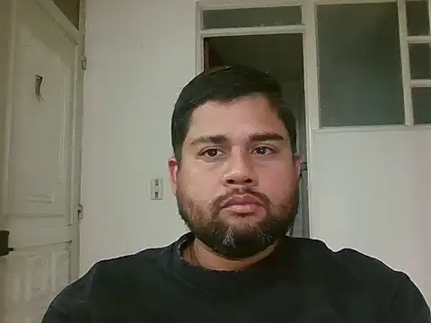 Snapshot of GABRIELGARCIA1313 chatting on July 2, 10:05 pm GABRIELGARCIA1313 online show from July 2, 10:05 pm