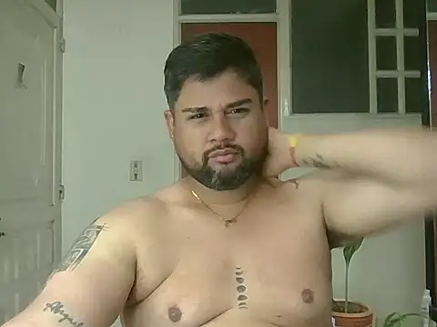 Snapshot of GABRIELGARCIA1313 chatting on July 11, 2:42 pm GABRIELGARCIA1313 online show from July 11, 2:42 pm