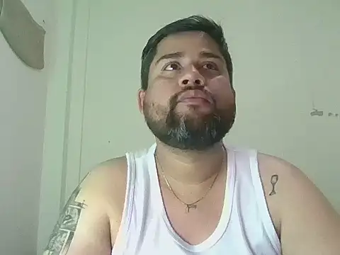 Snapshot of GABRIELGARCIA1313 chatting on July 29, 3:04 am GABRIELGARCIA1313 online show from July 29, 3:04 am