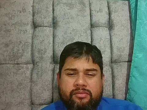 Snapshot of GABRIELGARCIA1313 chatting on July 31, 12:10 am GABRIELGARCIA1313 online show from July 31, 12:10 am