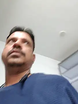 Raj1043 online show from April 22, 3:35 pm