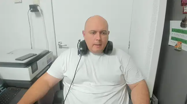 BigromeoXX online show from December 10, 7:11 pm