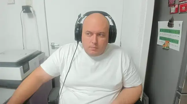 BigromeoXX online show from December 11, 9:12 pm