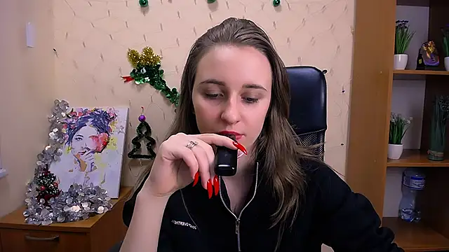  Nicole new online show from December 22, 3:11 pm