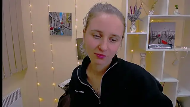  Nicole new online show from March 5, 3:51 pm