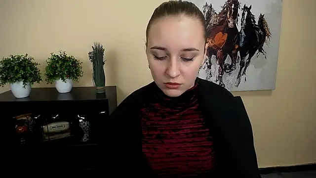  Nicole new online show from November 2, 9:33 am