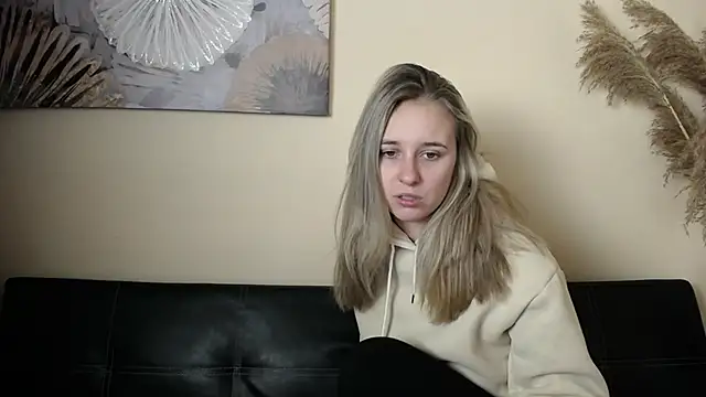  Nicole new online show from November 8, 8:47 am