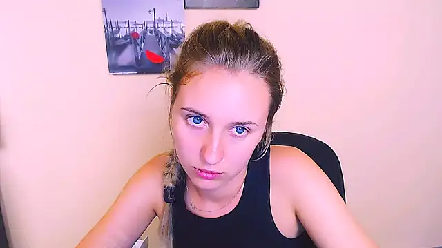Snapshot of _Nicole_new chatting on July 28, 2:13 pm Nicole new online show from July 28, 2:13 pm