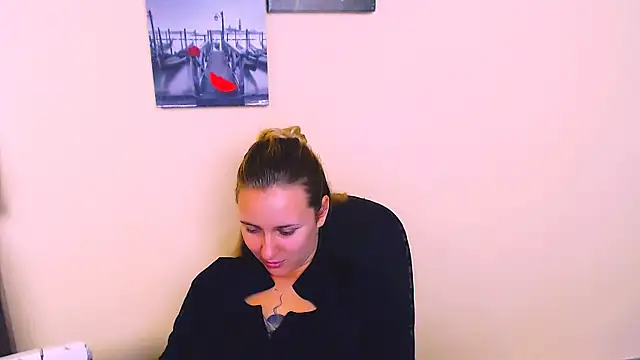 Snapshot of _Nicole_new chatting on July 29, 7:17 am Nicole new online show from July 29, 7:17 am