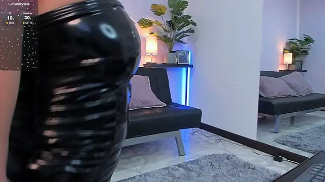 Aixaa charles online show from January 9, 11:58 am