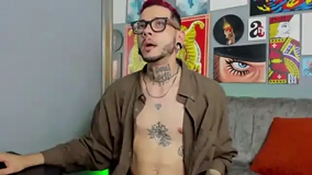 MurdockH online show from November 11, 6:13 am