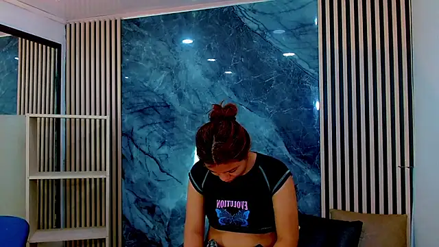 Isalombardi online show from October 5, 3:05 am