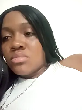 Snapshot of katia_palmer2_ chatting on October 29, 12:02 am katia palmer2  online show from October 29, 12:02 am