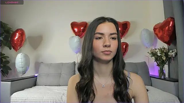 Snapshot of NicoleLuv chatting on February 14, 4:09 pm NicoleLuv online show from February 14, 4:09 pm