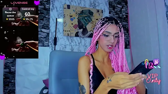 Queen Cuarxxo online show from April 21, 11:40 pm