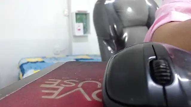 sexy lady 0 online show from February 9, 3:45 pm