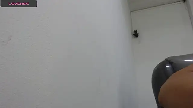 sexy lady 0 online show from February 19, 8:41 pm