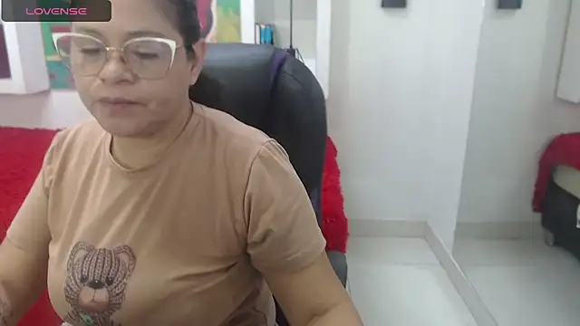 sexy lady 0 online show from October 8, 11:08 am