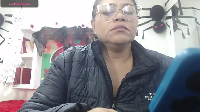 sexy lady 0 online show from October 21, 11:44 am