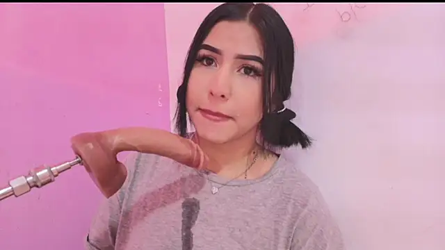 Snapshot of sweety_mariann1 chatting on March 1, 9:04 pm sweety mariann1 online show from March 1, 9:04 pm