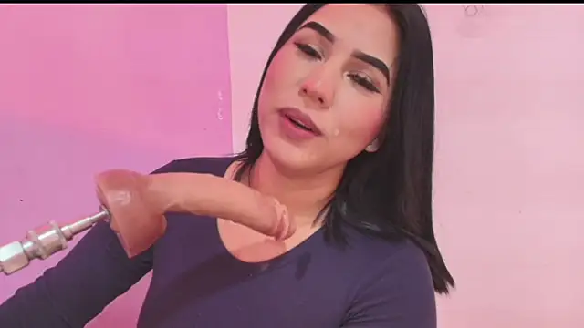 Snapshot of sweety_mariann1 chatting on March 3, 9:37 pm sweety mariann1 online show from March 3, 9:37 pm